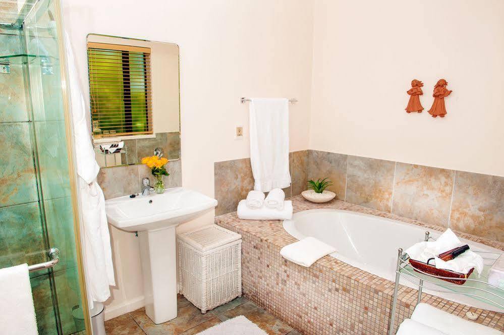 Hotel Linkside 2 Self-Catering à Mossel Bay Extérieur photo